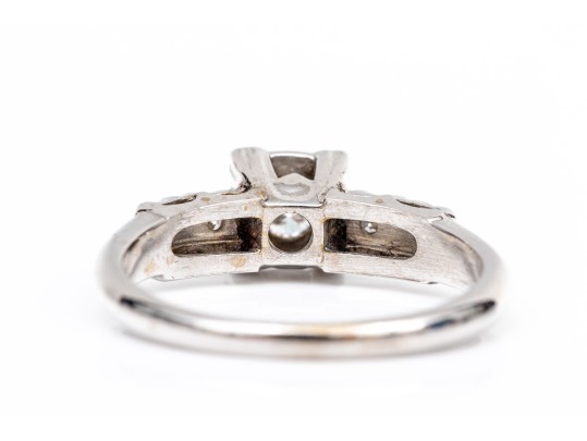 14k White Gold Vintage Diamond Ring, App. 0.12 TCW, Size 5.75