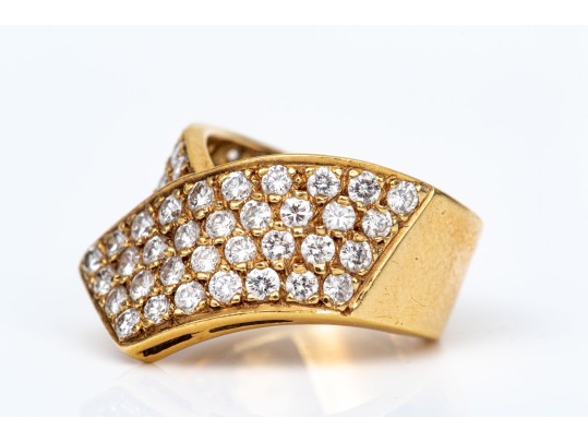 14k Yellow Gold Beautiful Pave Diamond Set Crossover Ring, App. 0.84 TCW, Size 3.75
