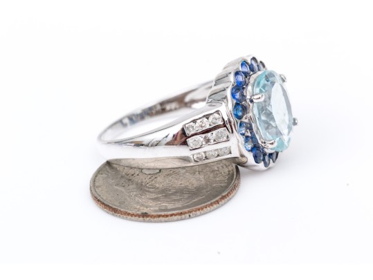 14k White Gold Contemporary Aquamarine Blue Sapphire And Diamond Halo Ring, Size 7.5