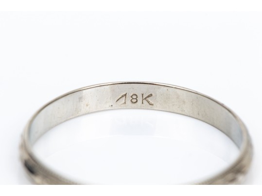 18k White Gold Vintage 2.5mm Patterned Band Ring, Size 7-