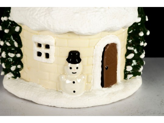 Vintage Christmas Ceramic Santa Claus House Lamp