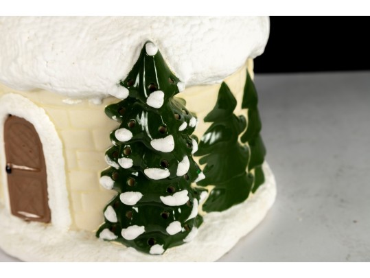 Vintage Christmas Ceramic Santa Claus House Lamp