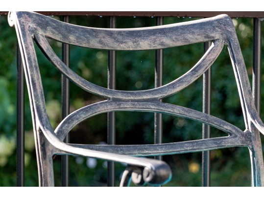 Composite Twin Pedestal Table With Six Cast Classics Aluminum Chairs