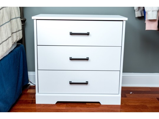 Pair Of Transitional Nightstands