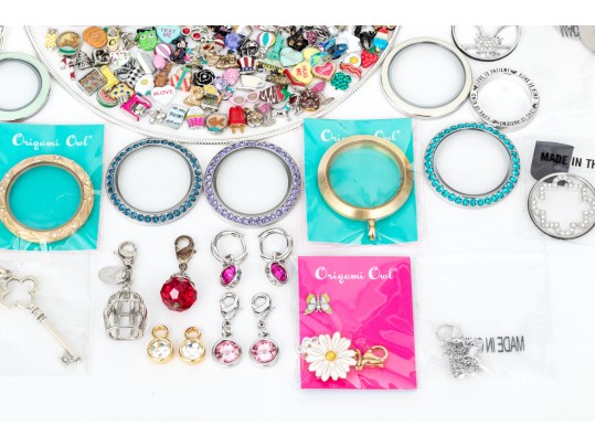 Origami Owl Extensive Collection Of Interchangeable And Customizable Jewelry Pieces