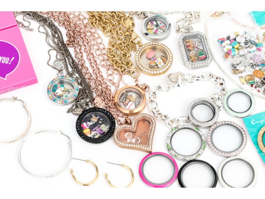 Origami Owl Extensive Collection Of Interchangeable And Customizable Jewelry Pieces