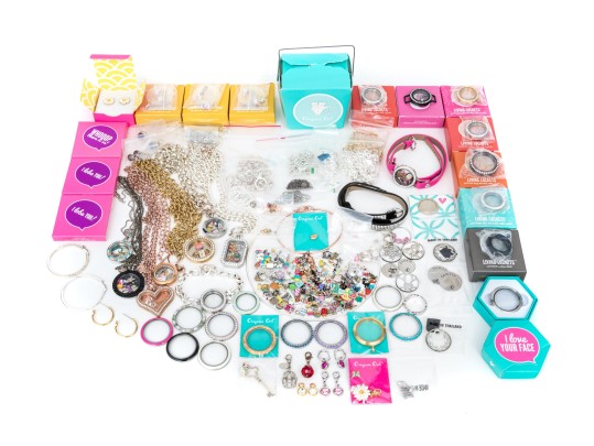 Origami Owl Extensive Collection Of Interchangeable And Customizable Jewelry Pieces