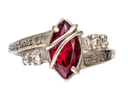 10k White Gold Class Of 2005 Fairfield University Burgundy And White Cz Class Ring, Size 6.25 