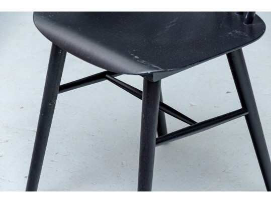 Black Finished Windsor Style Side Chair