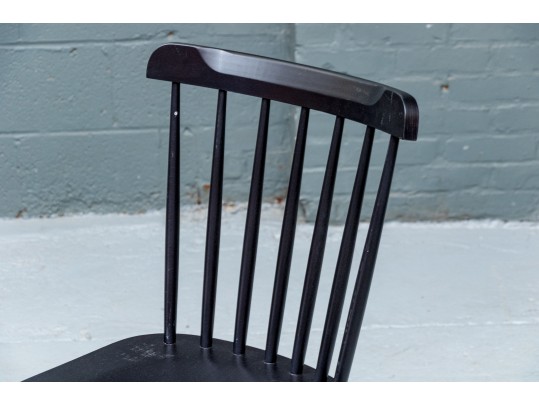 Black Finished Windsor Style Side Chair