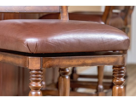 Set Of Three Quality Hillsdale Furniture Swivel Barstools