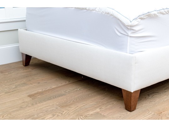 Queen Sized Bedstead With Headboard