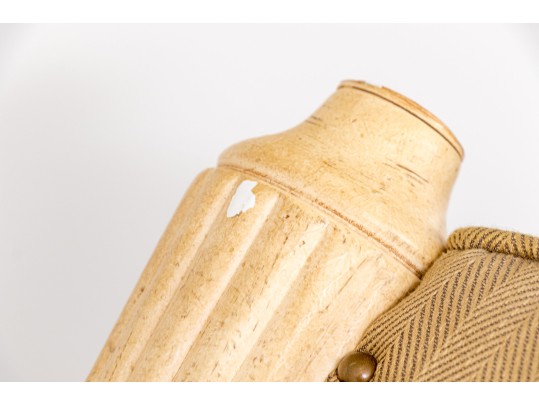 Chic Neoclassical Button Tufted Bench