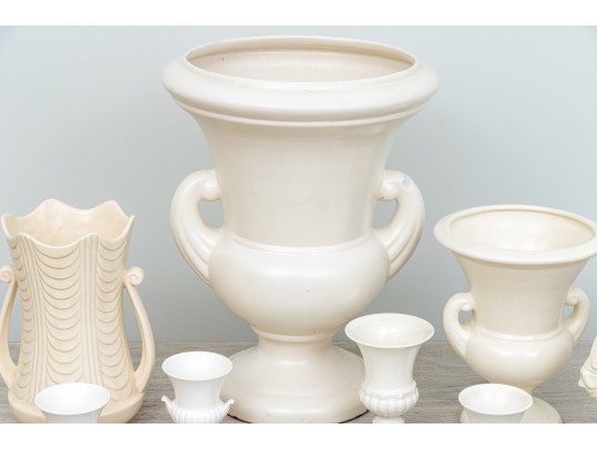 Decorative Eleven Piece Ceramics
