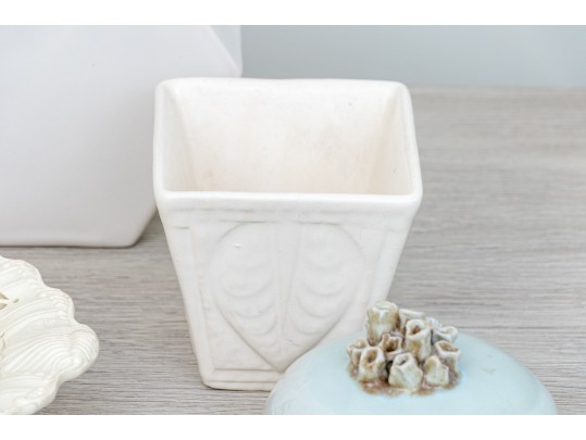 Group Of Ten Ceramic Decorative Wares