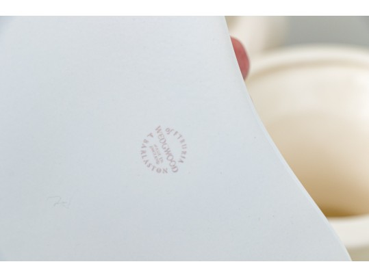 Decorative Eleven Piece Ceramics