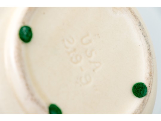 Decorative Eleven Piece Ceramics