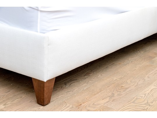 Queen Sized Bedstead With Headboard