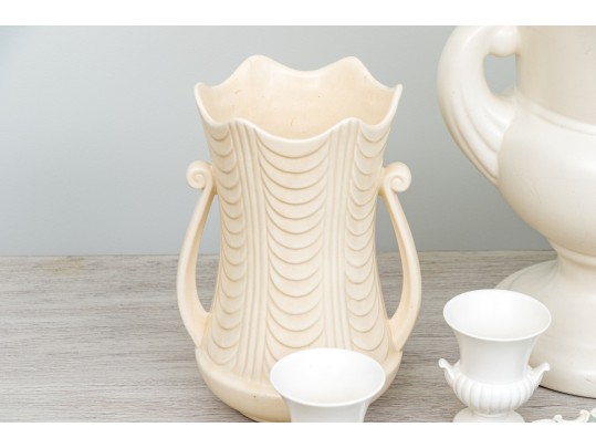 Decorative Eleven Piece Ceramics