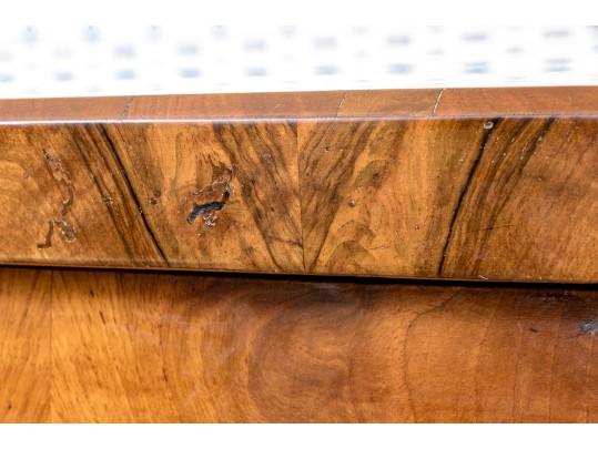 Finely Veneered Biedermeier Dresser