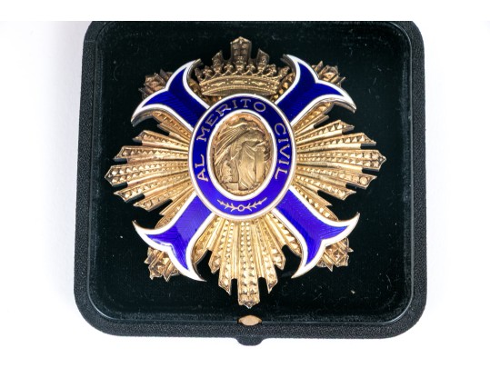 Al Merito Civil Enameled Pin