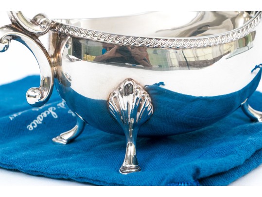 English A C & Sons Ltd London Sterling Silver Sauceboat, 5.81 Ozt.