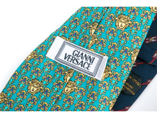 Set Of Four Quality Silk Men's Ties Including Versace, Gucci, Dunhill.
