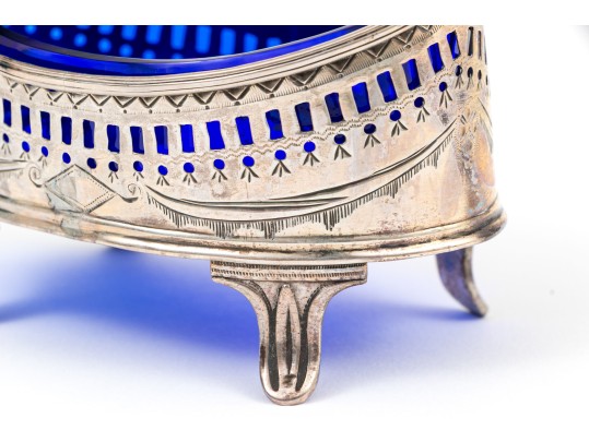 English Sterling Silver Salt Cellar With Cobalt Glass Liner, 1.495 Ozt.