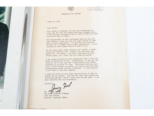 Letters And Photograph Signed By Presidents Gerald R. Ford, George W. Bush, Ronald Reagan