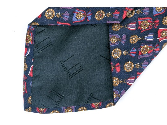 Set Of Four Quality Silk Men's Ties Including Versace, Gucci, Dunhill.