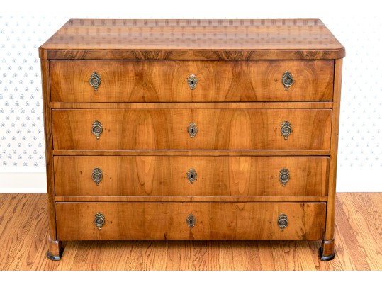 Finely Veneered Biedermeier Dresser
