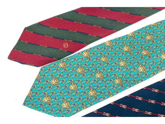 Set Of Four Quality Silk Men's Ties Including Versace, Gucci, Dunhill.