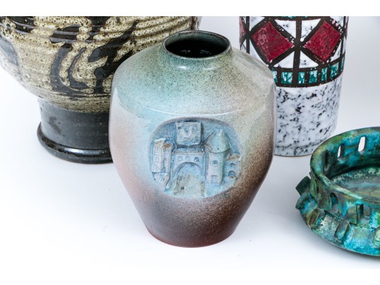Collection Of Five Pieces Of Vintage Ceramics