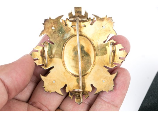 Al Merito Civil Enameled Pin
