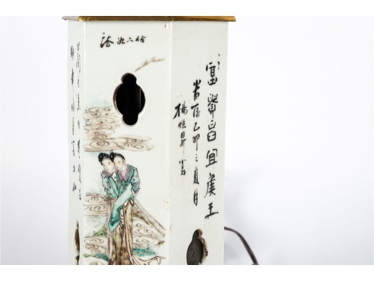 Chinese Republic Porcelain Hexagonal Lamp 