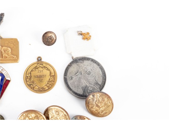 Collection Of Military, Service & Commemorative Pins, Medals & Buttons