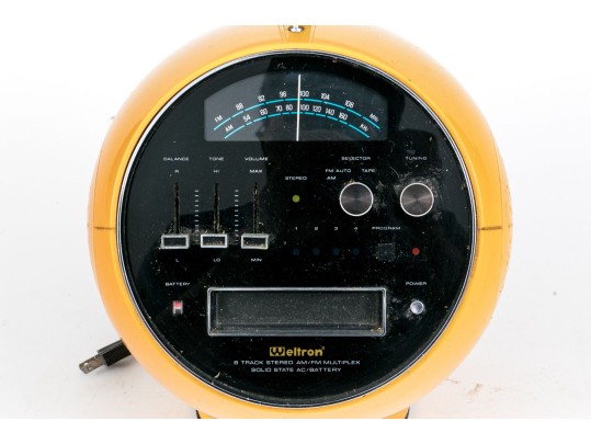 Vintage Weltron Model 2001 Stereo Tape Player Radio