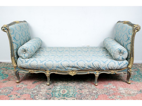18th C. French Bow Front Daybed