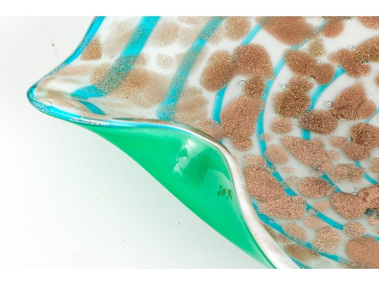 Mid-Century Modern Art Glass Centerpiece Bowl