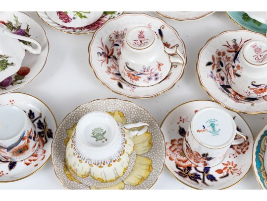 Seventeen Vintage Teacups And Saucers