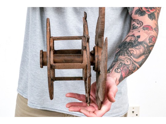 Antique Iron Nautical Rope Or Hose Wheel