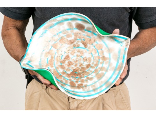 Mid-Century Modern Art Glass Centerpiece Bowl