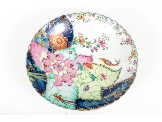 Vista Alegre Mottahedeh Repro Tobacco Leaf Pattern China