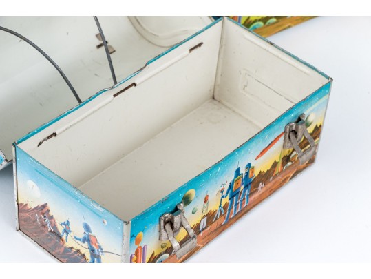 Two Vintage Lunch Boxes And Thermos