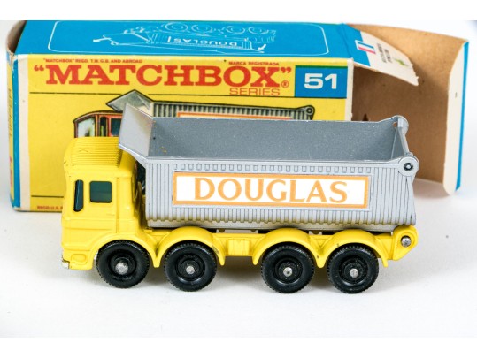Group Of Six Matchbox Series Die Cast Vehicles