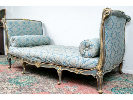 18th C. French Bow Front Daybed
