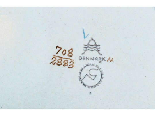 Nils Thorsson Mid-century Royal Copenhagen Ceramic Square Bowl