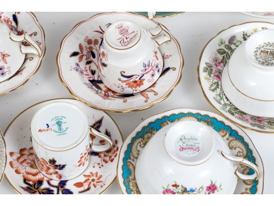 Seventeen Vintage Teacups And Saucers