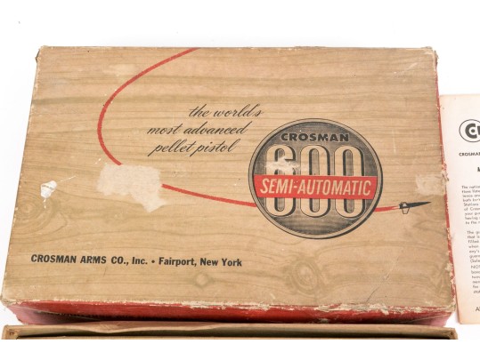 Crosman 600 Semi-automatic Pellgun Pistol