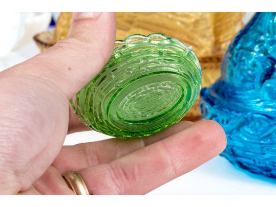 Collection Of Fifteen Vintage Glass Hens On Nests